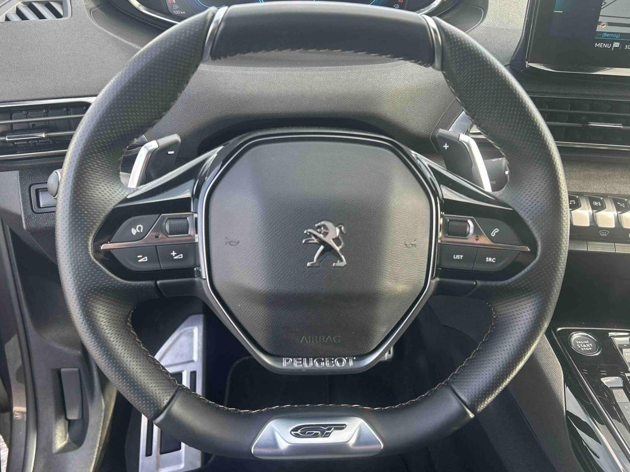 Peugeot 3008 plug-in hybrid 225 gt e-eat8 + toit ouvrant / char — photo 12