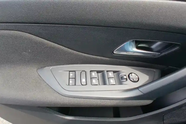 Peugeot 308 puretech 130ch s&amp;s bvm6 — photo 20