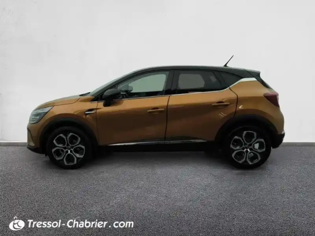 Renault Captur blue dci 115 edc intens — photo 20