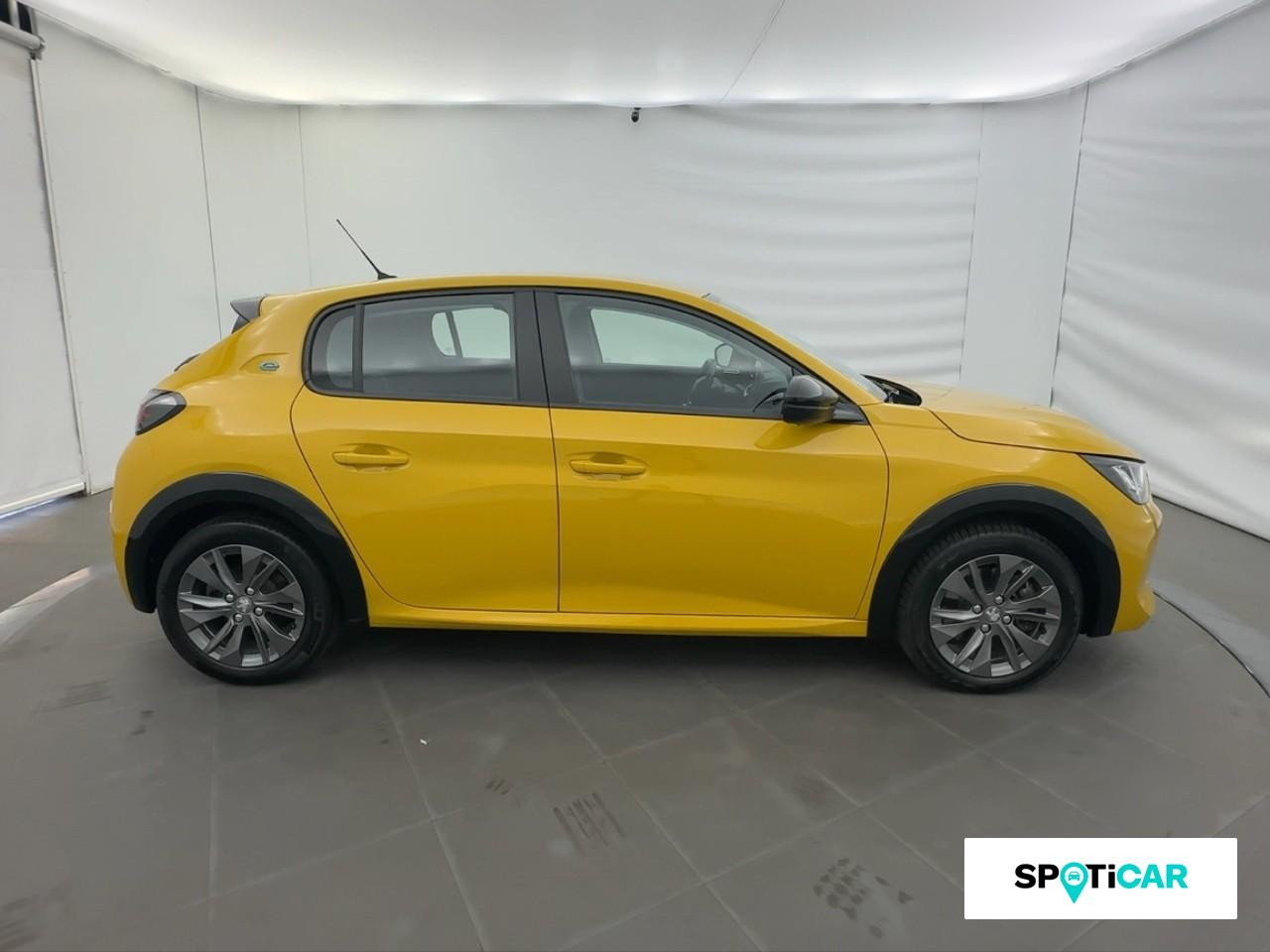 Peugeot 208 e-208 136ch active pack — photo 4