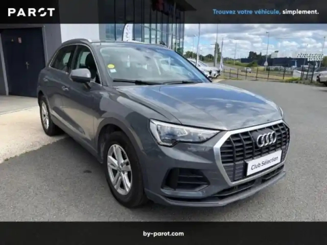 Audi Q3 35 tdi 150ch design s tronic 7 — photo 12