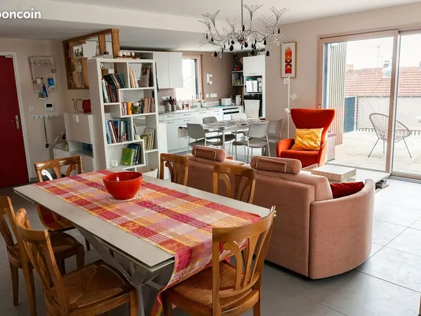 Direct particulier T5 Récent, rare , 7/7 , villeurbanne-gratte ciel / porte de Lyon , PMR