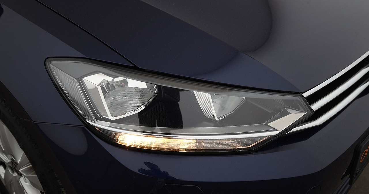 Volkswagen Touran — photo 15