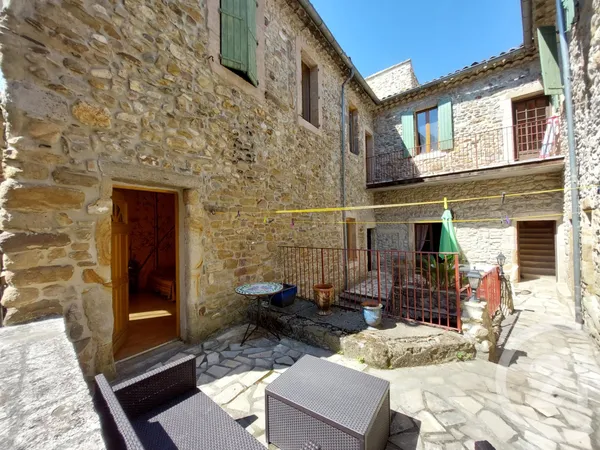Maison 9 pièces 268 m²