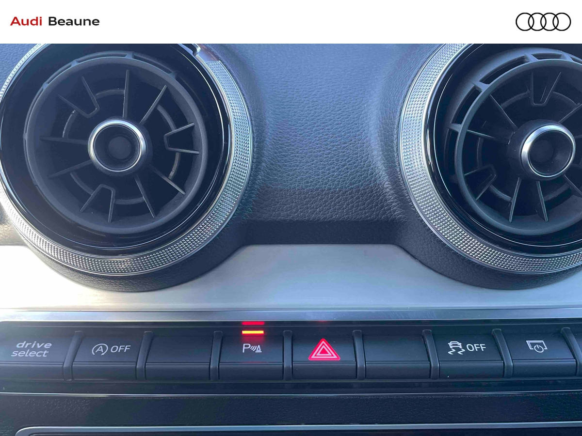 Audi Q2 35 TFSI 150 S tronic 7 — photo 30