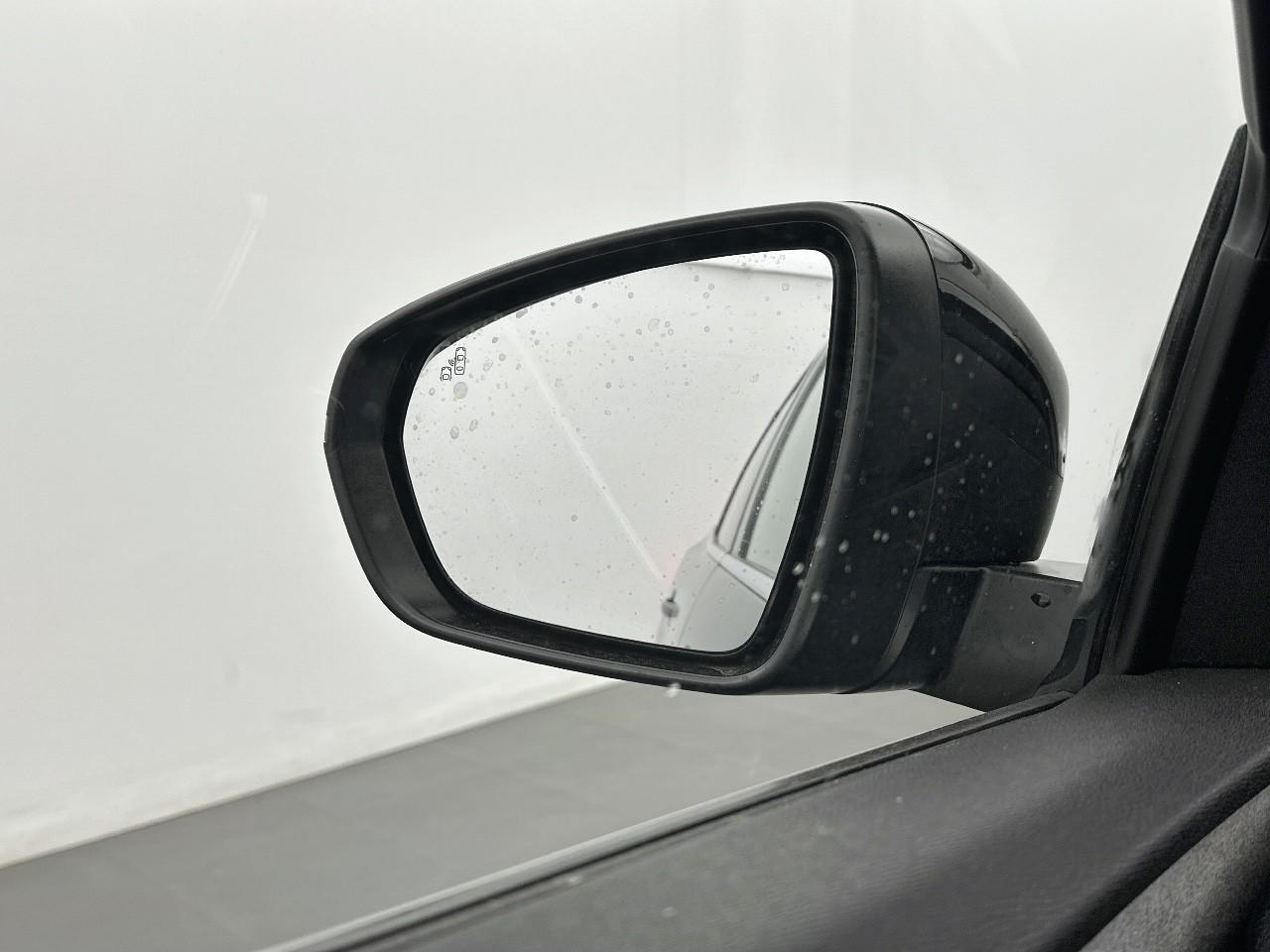 Peugeot 3008 hybrid 225 e-eat8 gt — photo 18