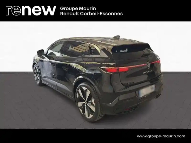 Renault Megane e-tech electric ev60 220ch techno optimum charge — photo 3