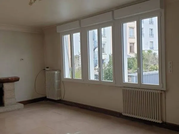 T4 130 m2 Quimper Centre-ville à pied.