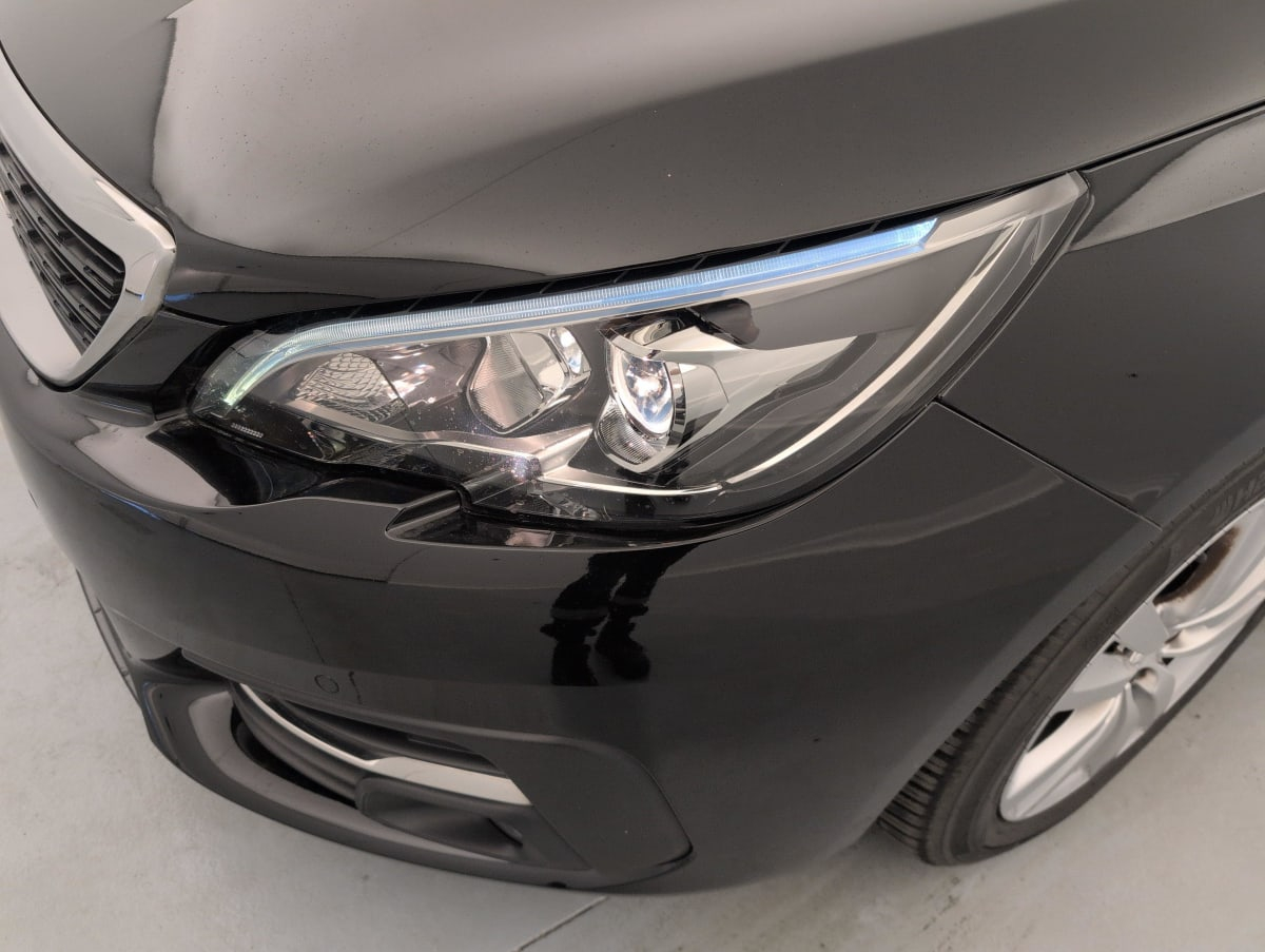 Peugeot 308 SW — photo 19