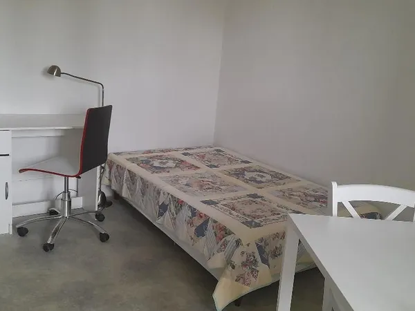 Chambre de 16m2 à louer sur Compiègne