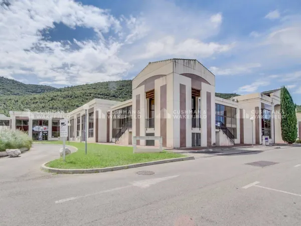 Bureaux 2527 m²