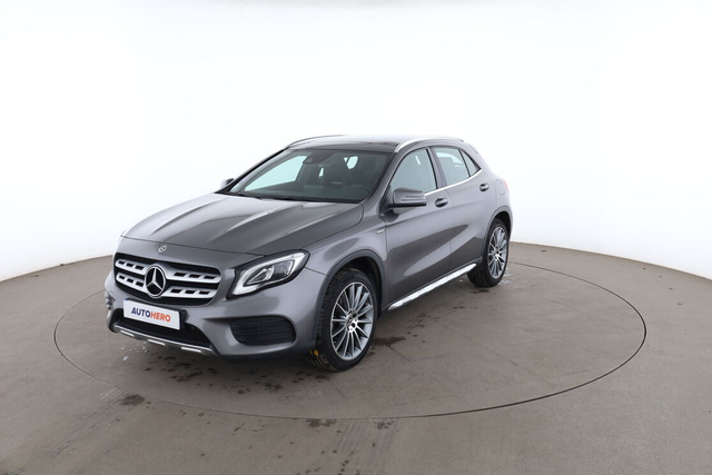 Mercedes-Benz GLA 200 Starlight Edition 7G-DCT