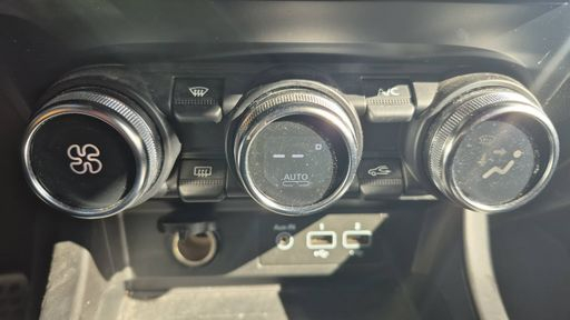 Renault Arkana 1.6 E-Tech 140 Hybride BVA6 - Techno – 2022 – 69739 km – Hybride essence – Boîte Automatique — photo 27