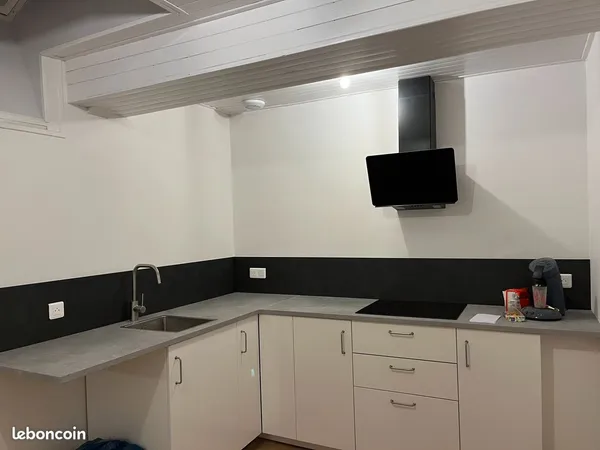 T2 rénové - 43 m² - Centre Morteau - DPE C - Dépendance