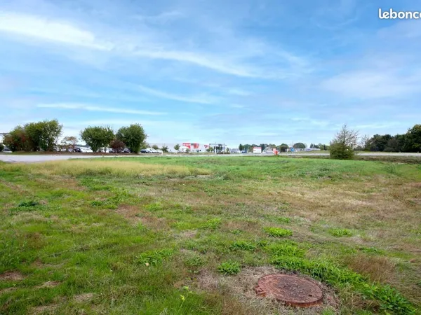 Terrain 1 805 m² Saint Aubin Du Cormier