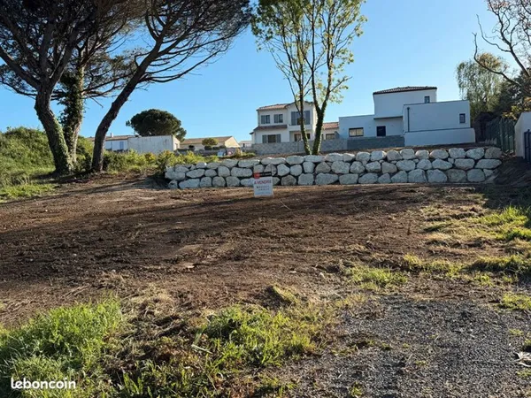 Terrain 580 m² VAUX SUR MER