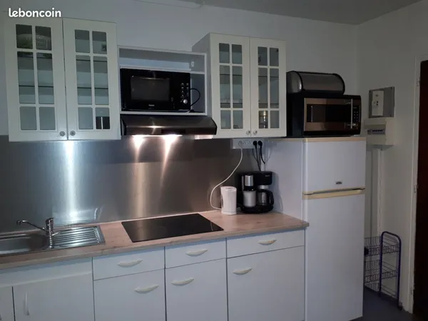 APPARTEMENT MEUBLE - 32 m2-CHAVILLE 92370