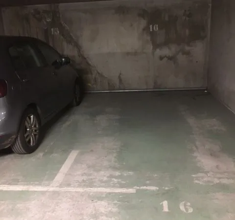 Loue parking
