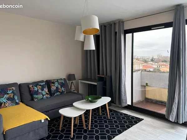 Beau studio meublé 29m² calme, clair et ensoleillé