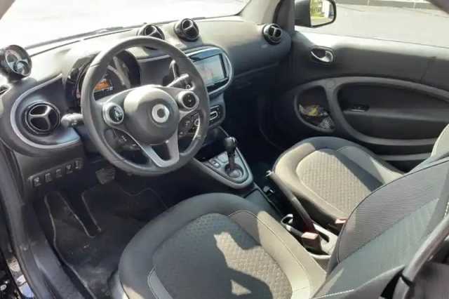 Smart Fortwo coupé 82 ch — photo 10