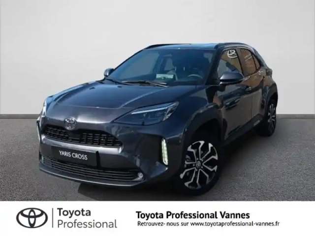 Toyota Yaris cross 116h design business my26