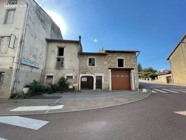 Maison 3 pièces 450 m²