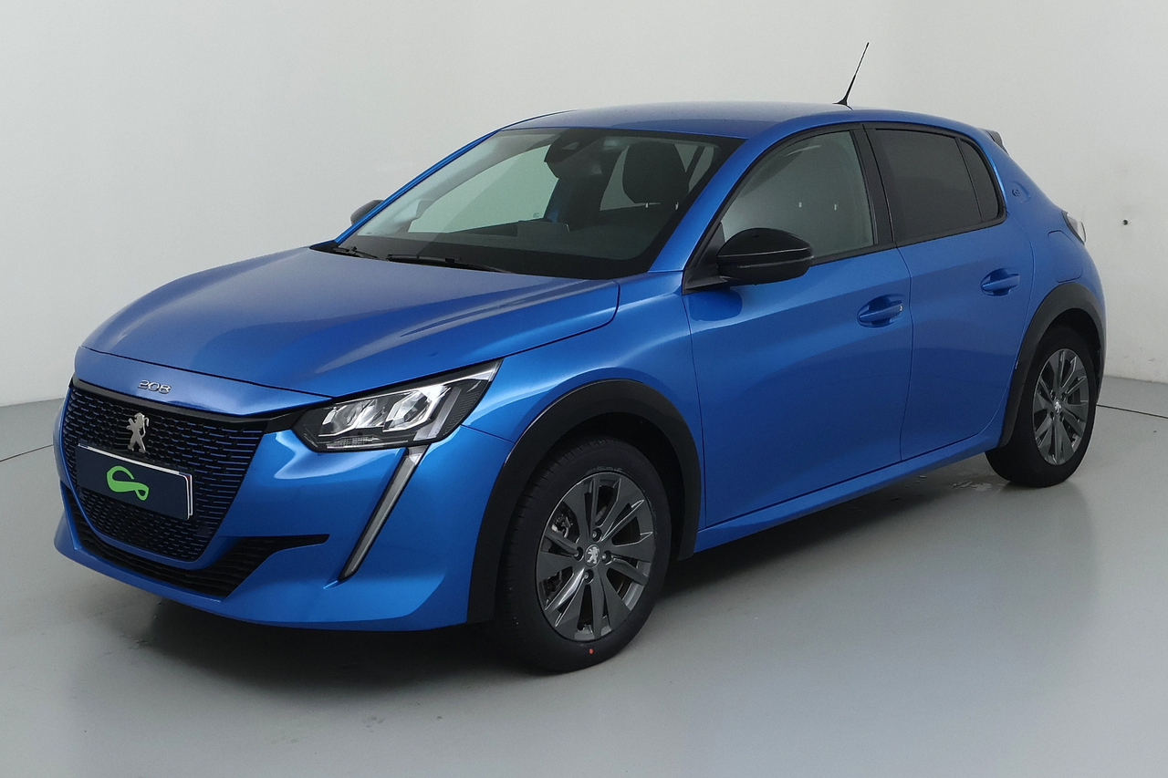 Peugeot 208 — photo 1