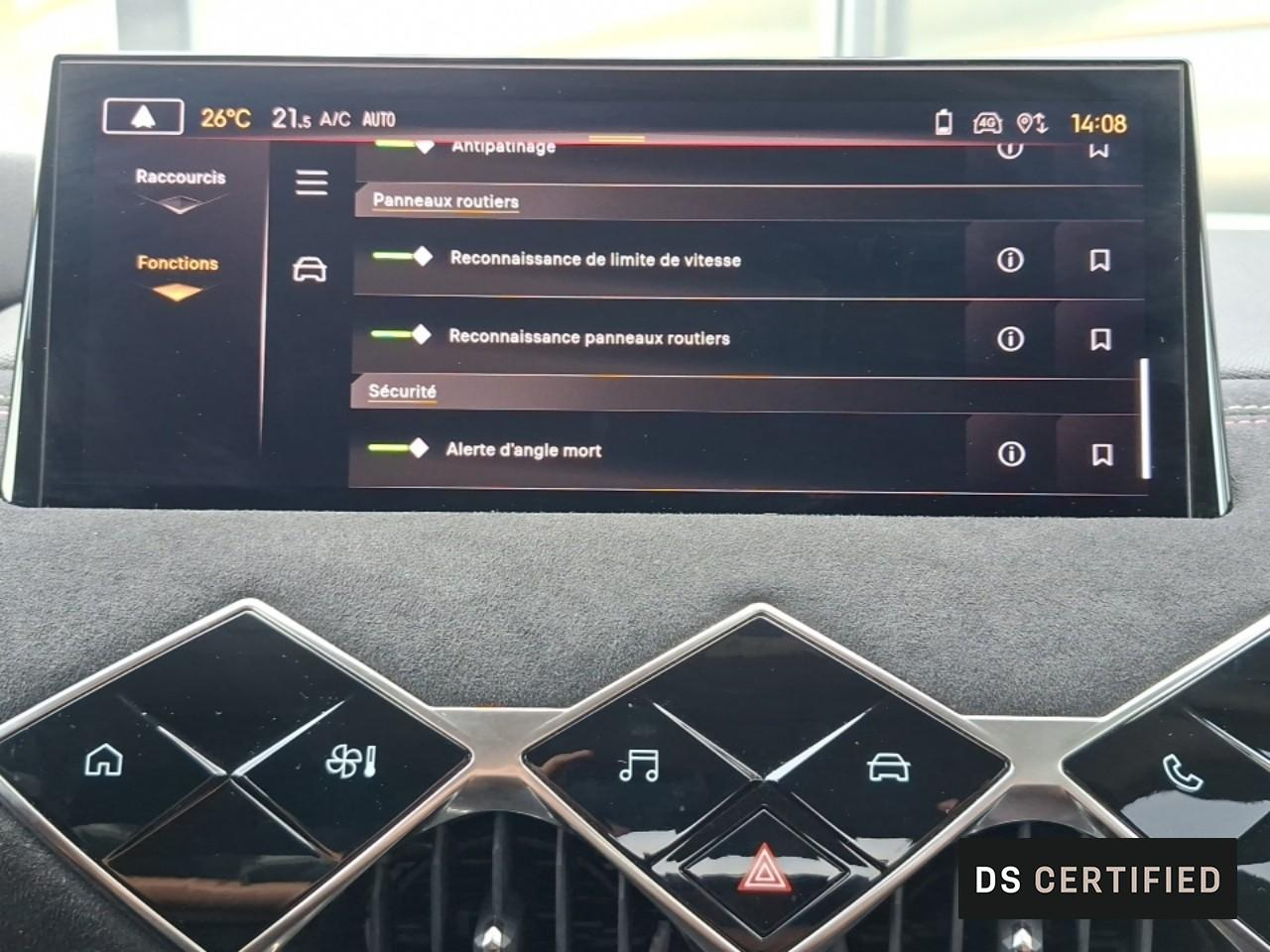 Ds Ds 3 crossback puretech 130 eat8 performance line+ — photo 17