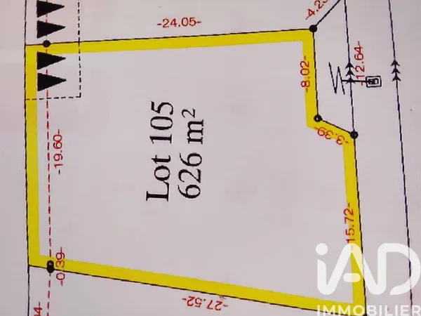 Terrain 626 m²