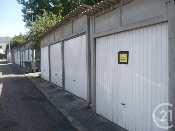 Parking 13 m²