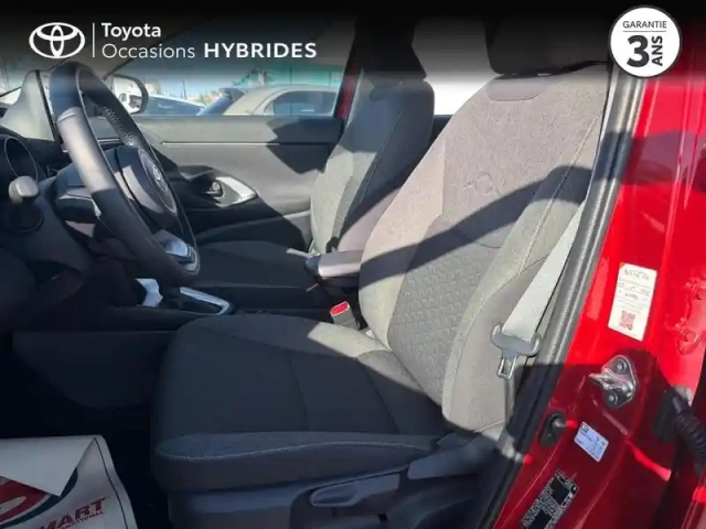 Toyota Yaris cross 116h dynamic mc24 — photo 11