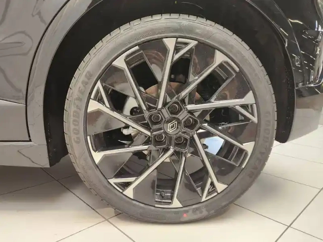 Renault Megane e-tech 220 ch autonomie confort — photo 10