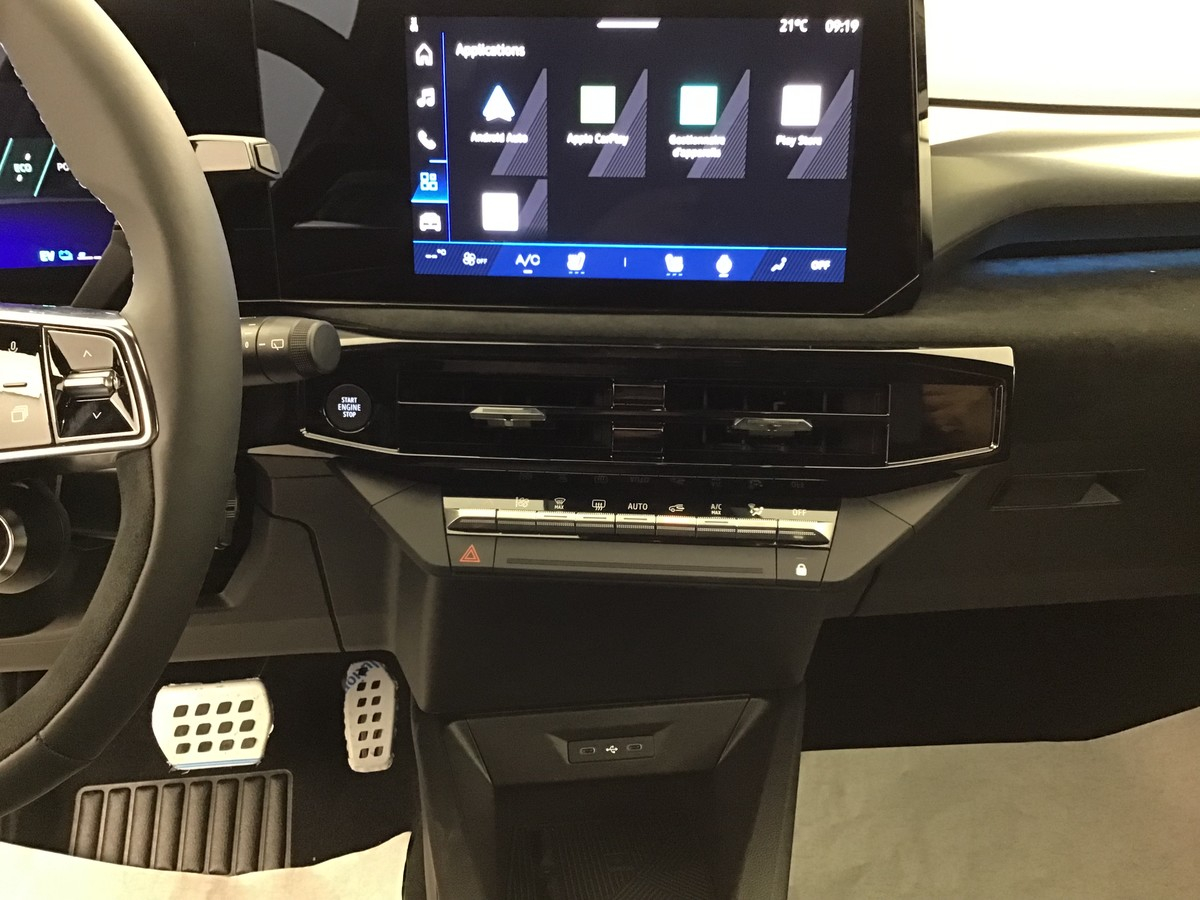 Renault Clio 6 — photo 14