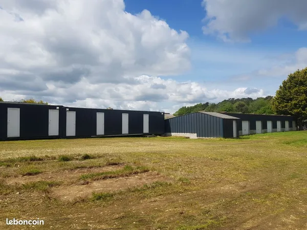 Location box de stockage 6.5m²