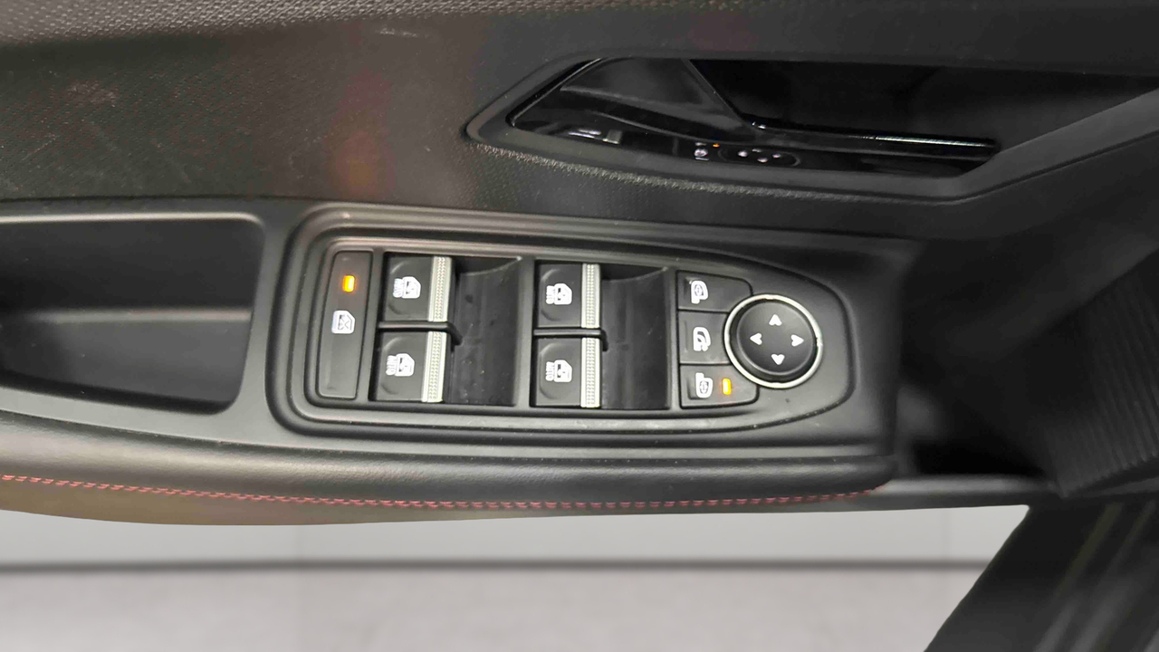 Renault Clio E-Tech full hybrid 160 ch — photo 20