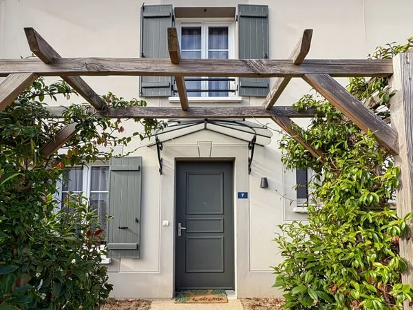 Maison récente 4 pièces à louer à Fontenay le Vicomte