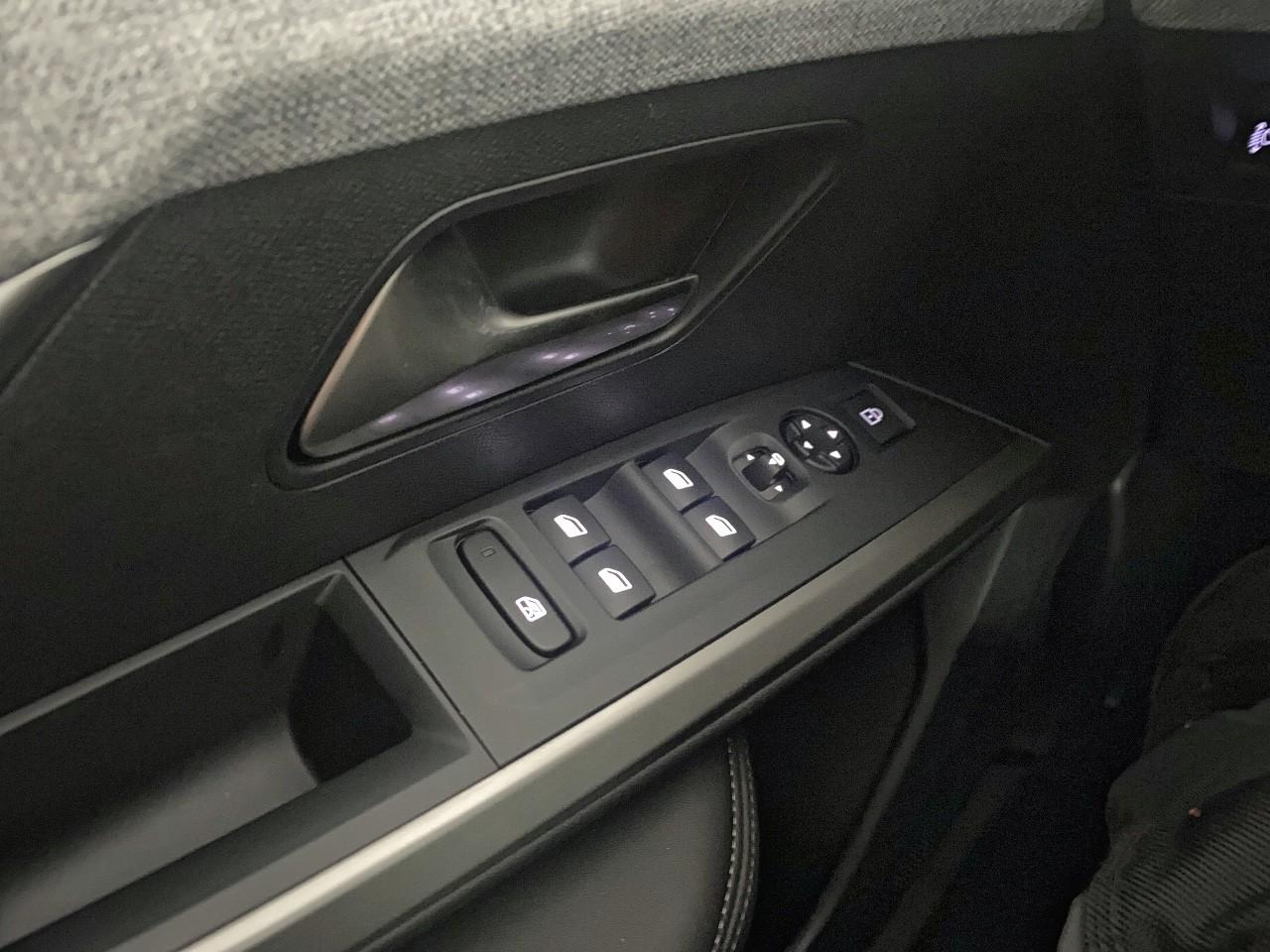 Peugeot 5008 hybrid 145 ch e-dcs6 allure — photo 20