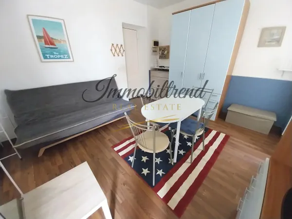 EXCLUSIVITE !! MENTON CENTRE/MAIRIE - COQUET STUDIO AVEC BALCON