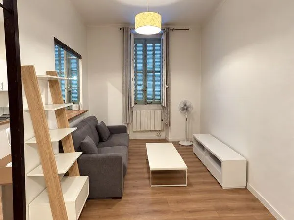 Grand studio avec électricité