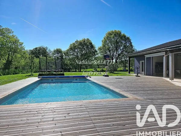 Maison 5 pièces 180 m²