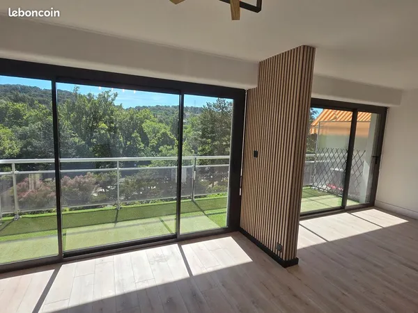 Appartement complètement rénové très belles prestations