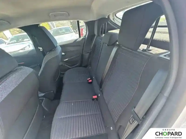 Peugeot 208 puretech 100 s&amp;s eat8 — photo 18