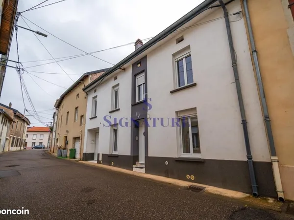 Maison de village 6 pièces 210 m²