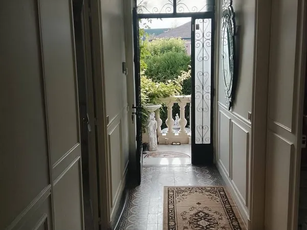 Maison 6 pièces 230 m²