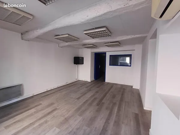 Local commercial 68 m²