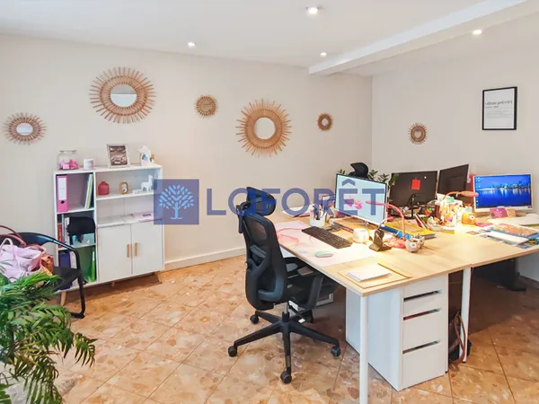 Local 2 pièces 42 m²