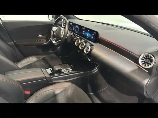 Mercedes Classe A 180 136ch amg line 7g-dct — photo 6