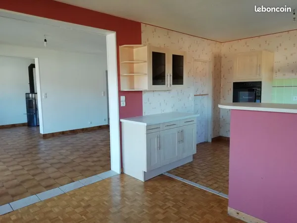 Appartement F4 spacieux et lumineux