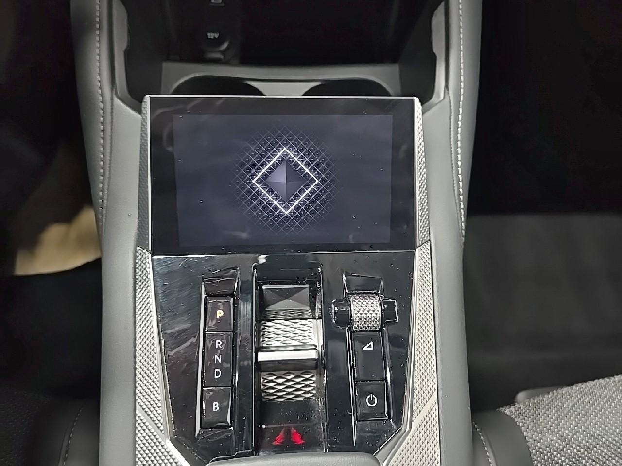 Ds Ds 4 hybride e-tense 225 eat8 trocadero — photo 22