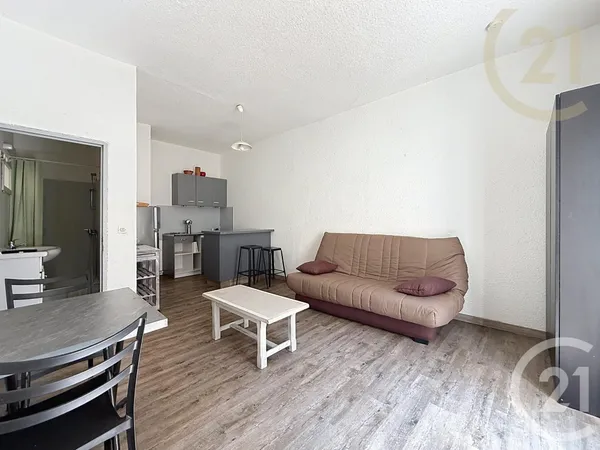 Studio 1 pièce 25 m²